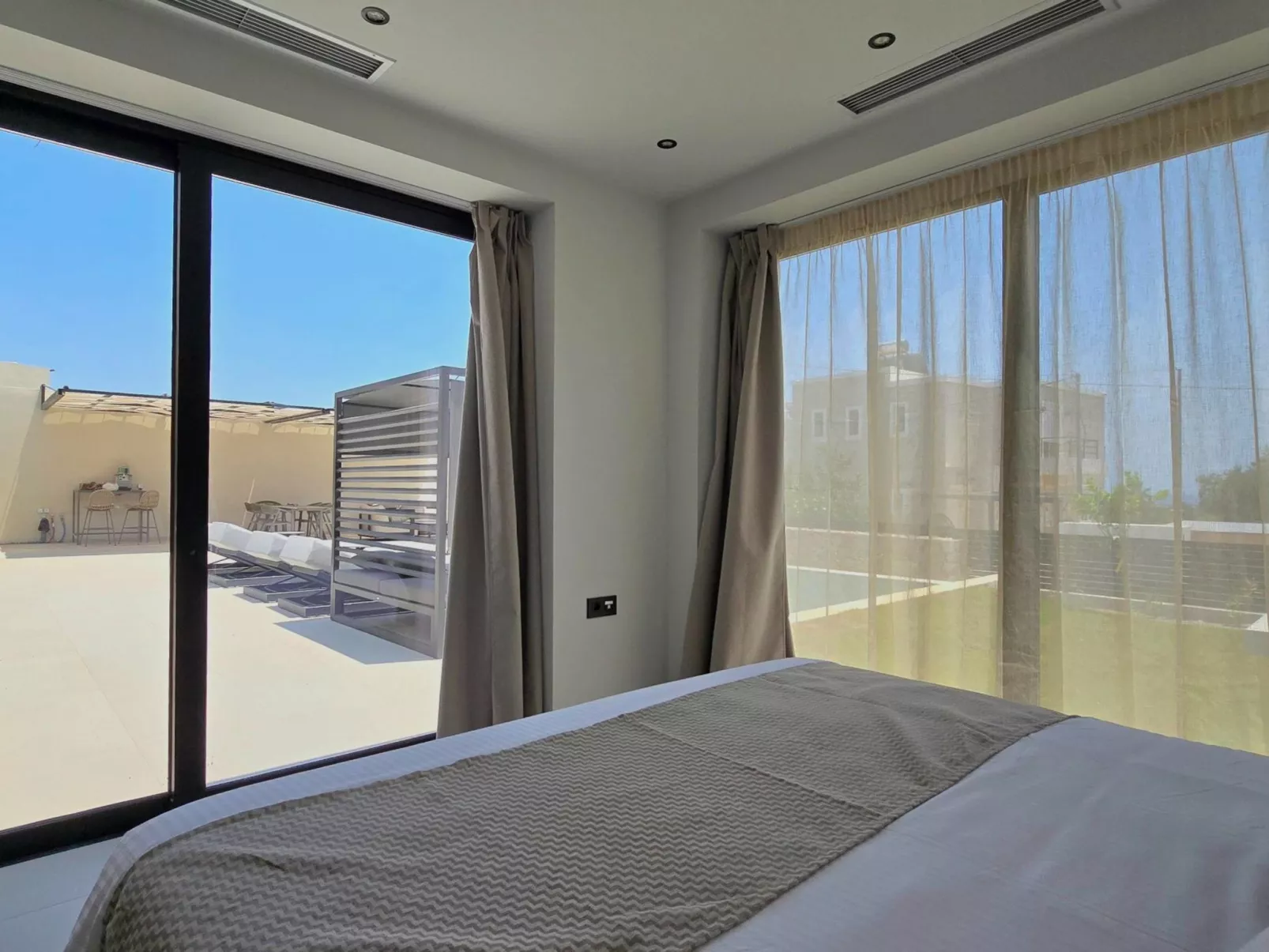 Trapezia Luxury Living - Mondstein-Image-tags.info