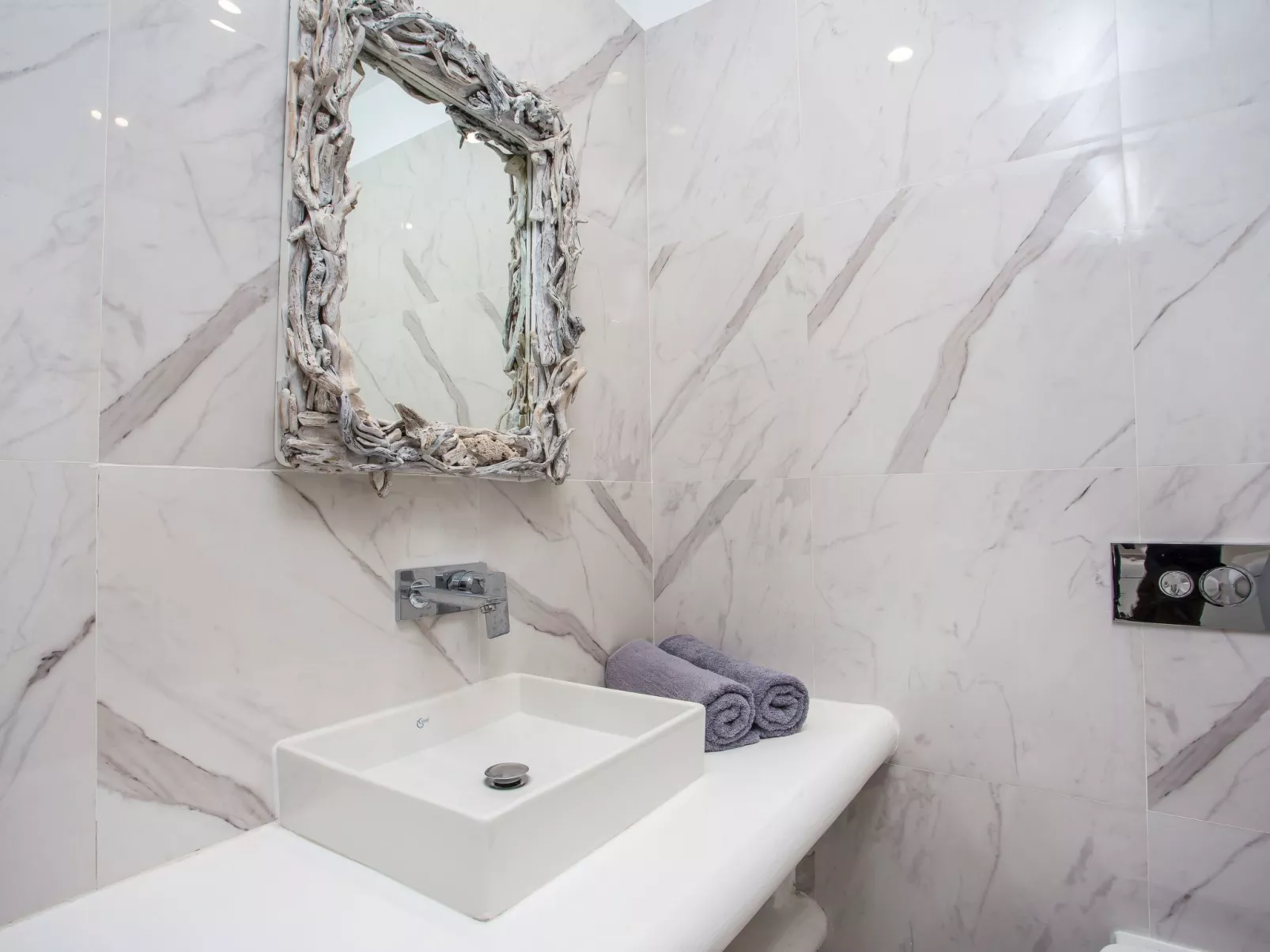 Ammos Luxury Suite - in der Nähe des Strandes von Faliraki-Binnen