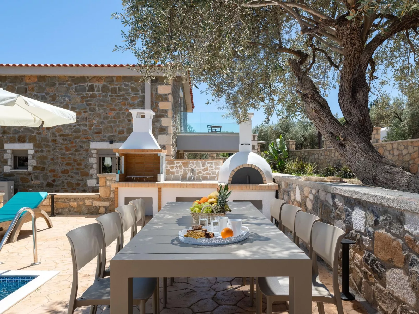 Für 6 Personen ca. 130 m-Buiten