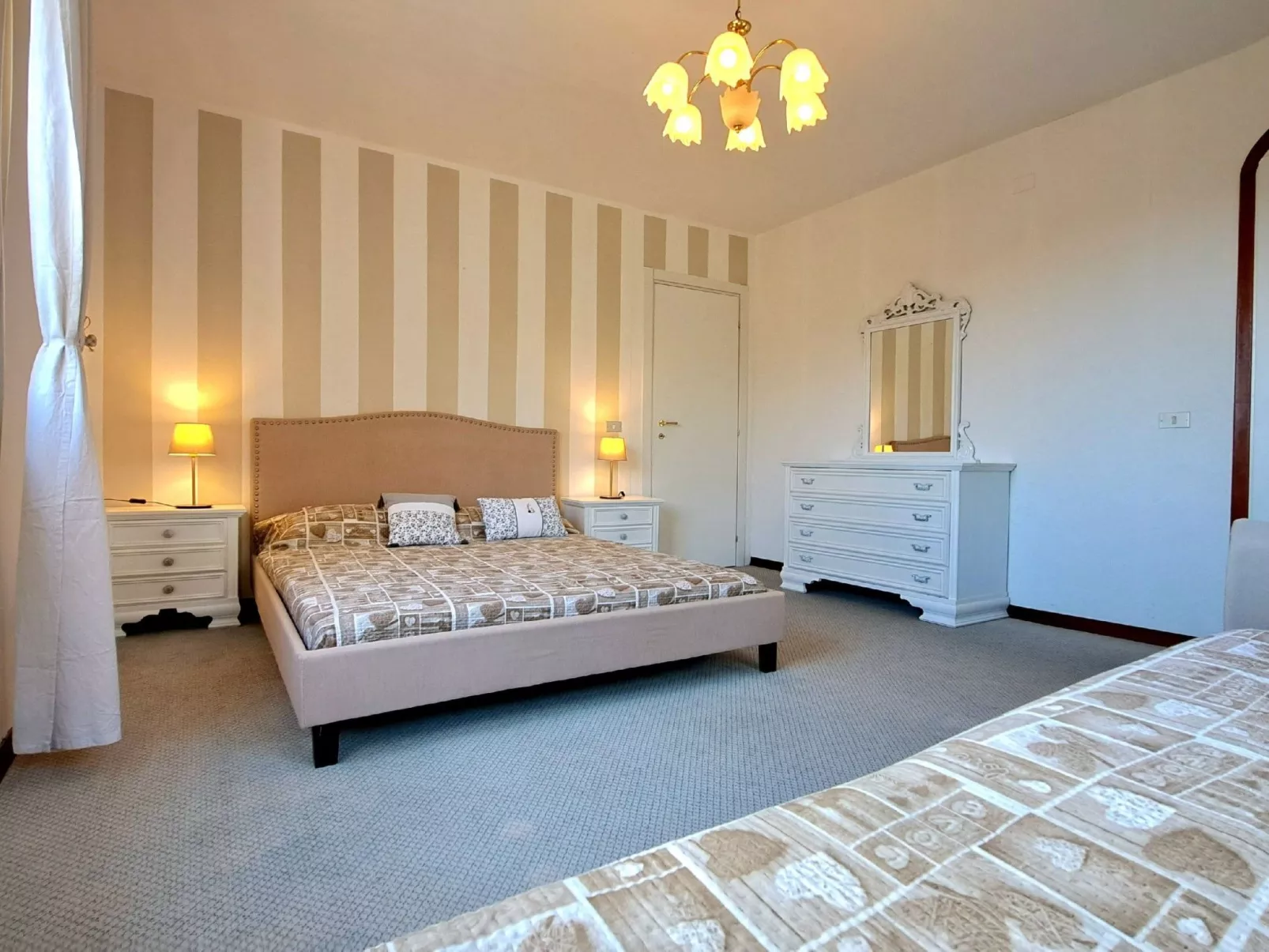 Hill Palace Villa-Image-tags.info