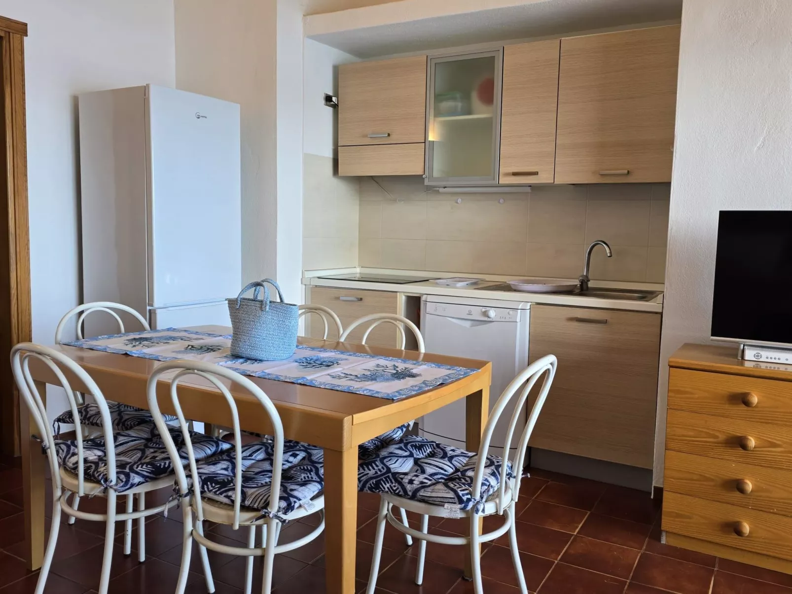 Casetta Ladunia mit Blick aufs Meer-Binnen