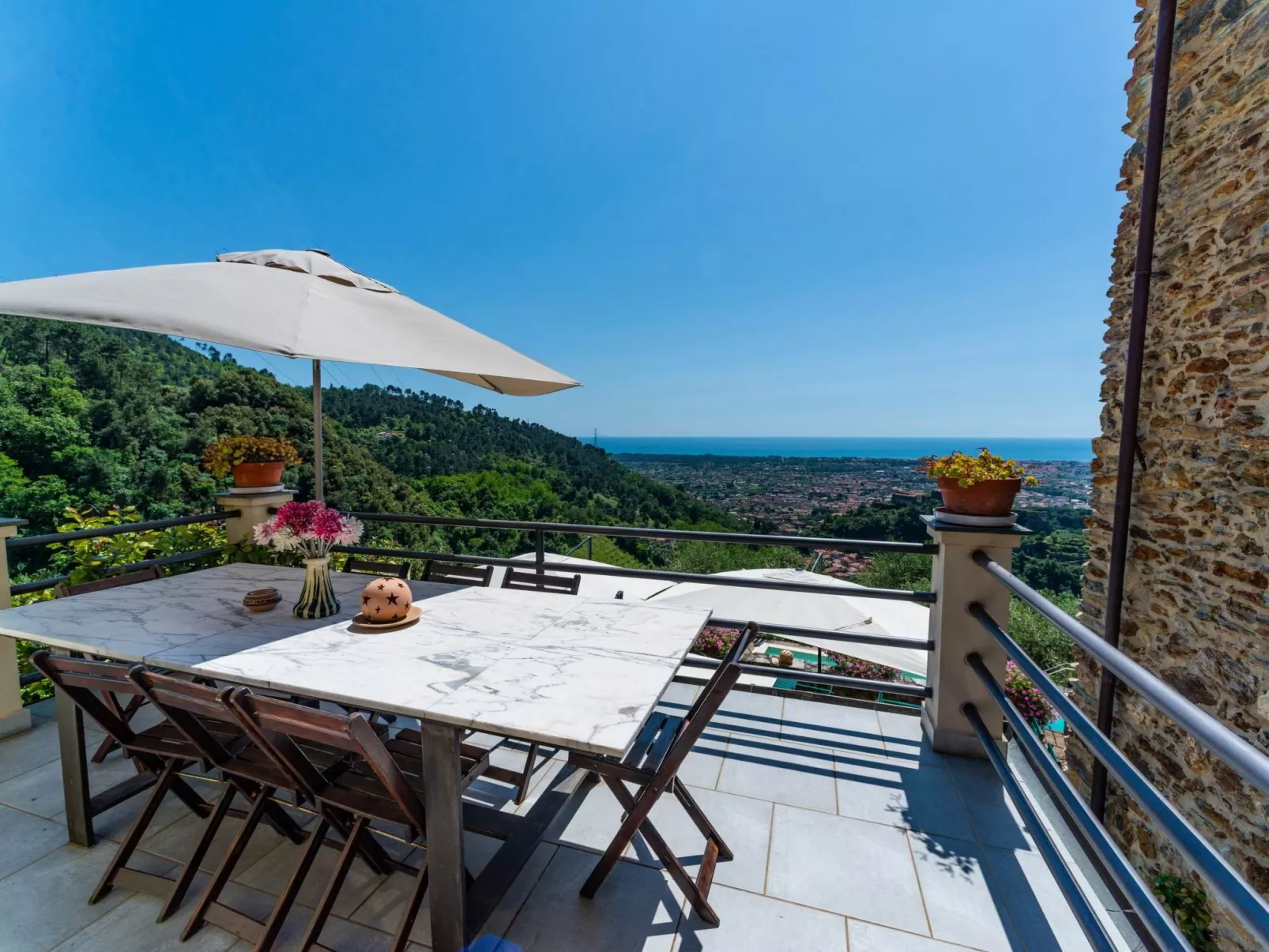 Wohnung 'Seventh Heaven' mit Gemeinschaftspool-Buiten