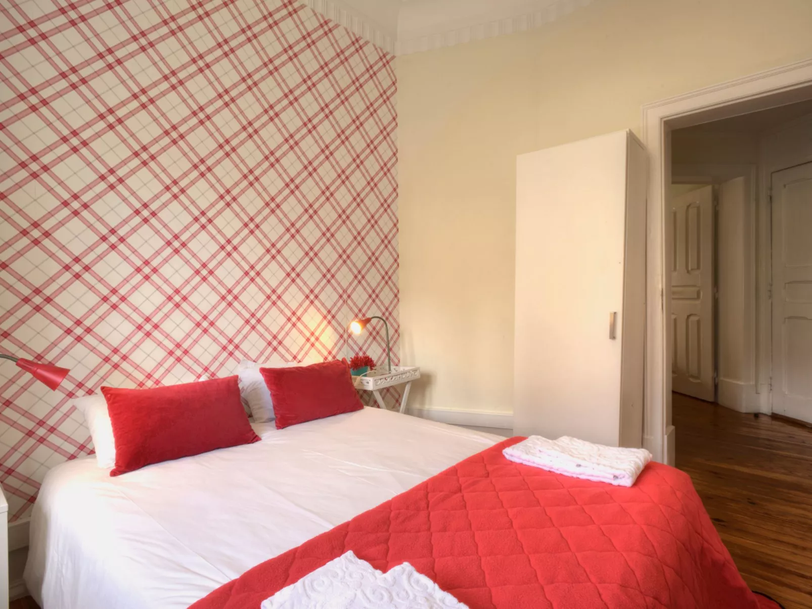 Studio für 19 Personen und 1 Kind in Lissabon-Image-tags.info