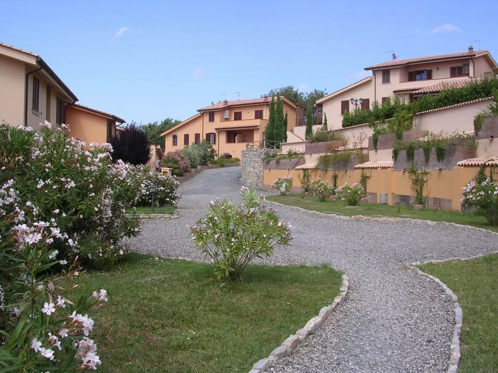 Pieve pomaia2' Wohnung mit Schwimmbad-Buiten
