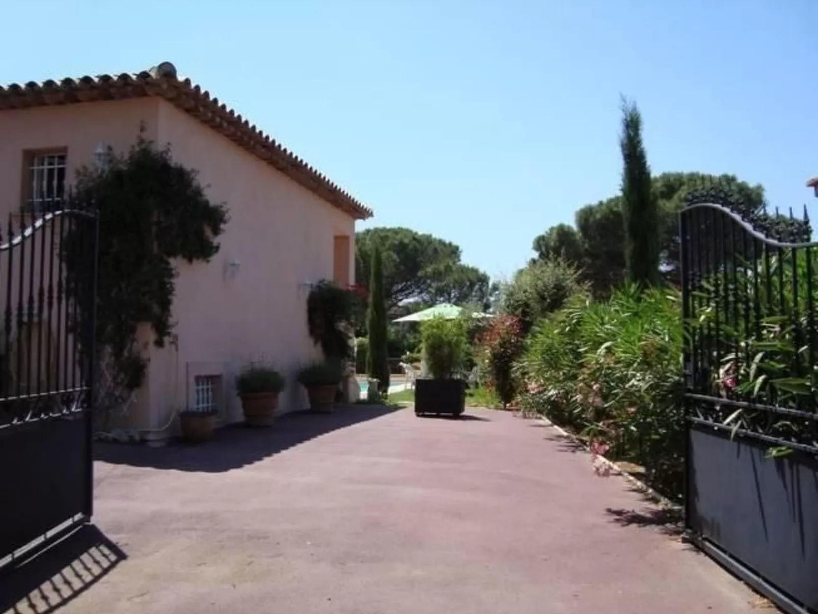 "Villa Cypangha"-Buiten