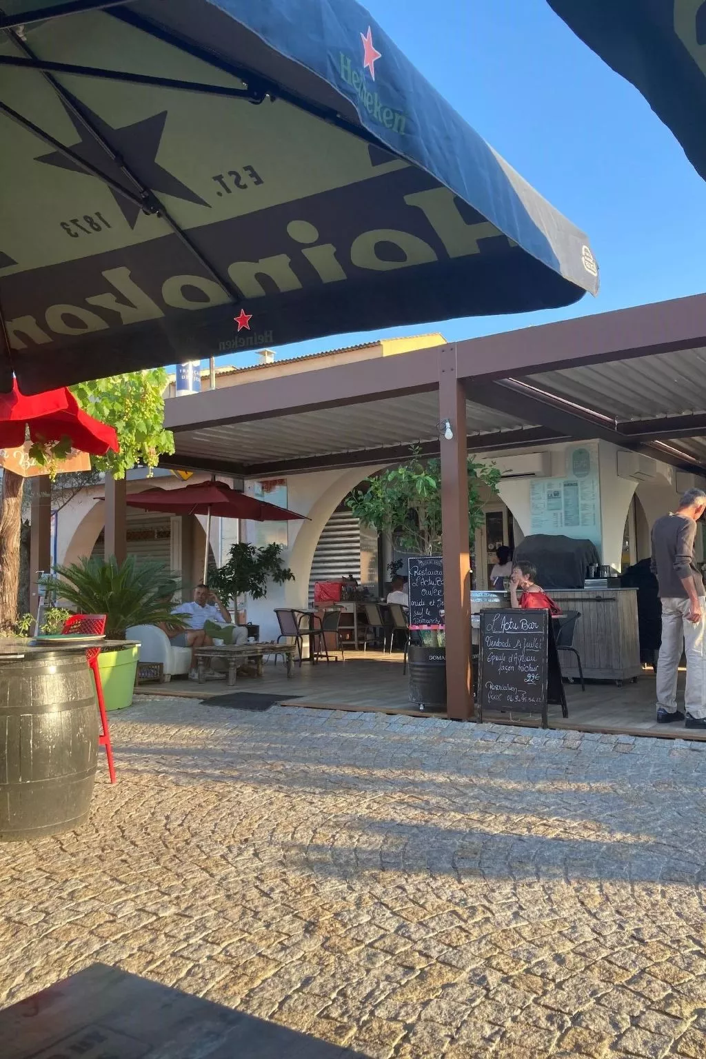 Kleine Villa an der Cote d´Azur-Buiten