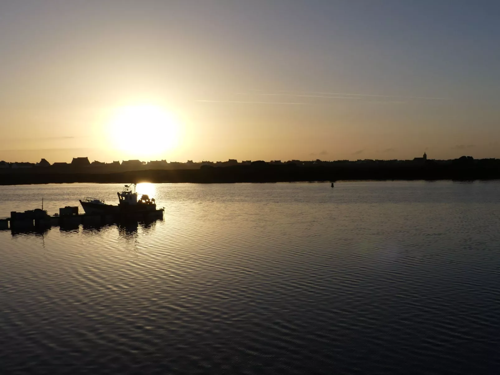 "Men Meur" mit Blick auf das Wasser-Buiten