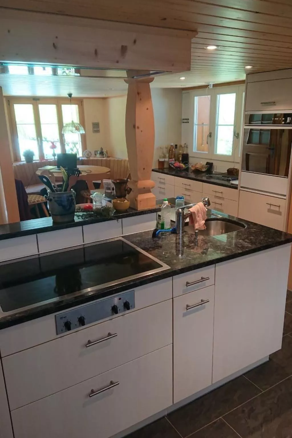 Alpen-Paradies-Binnen