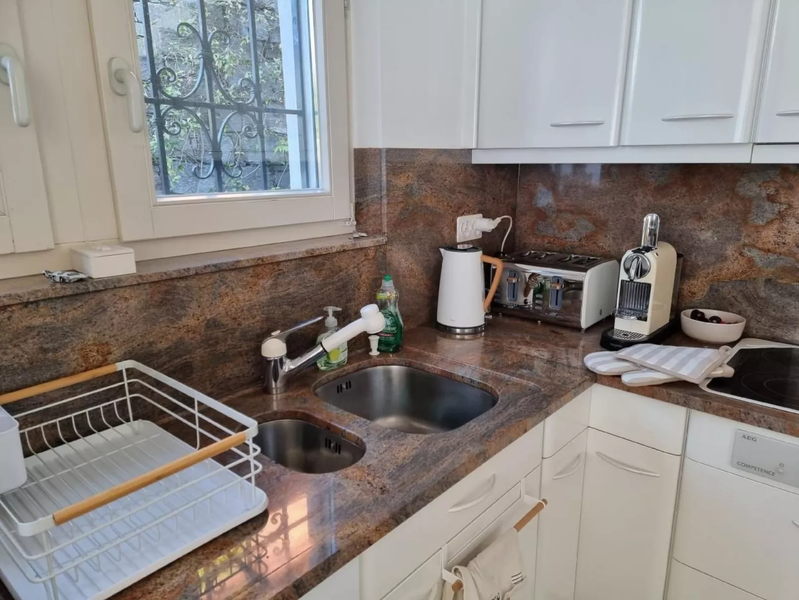 Ferienvilla "Alla Roccia" mit Bergblick-Binnen