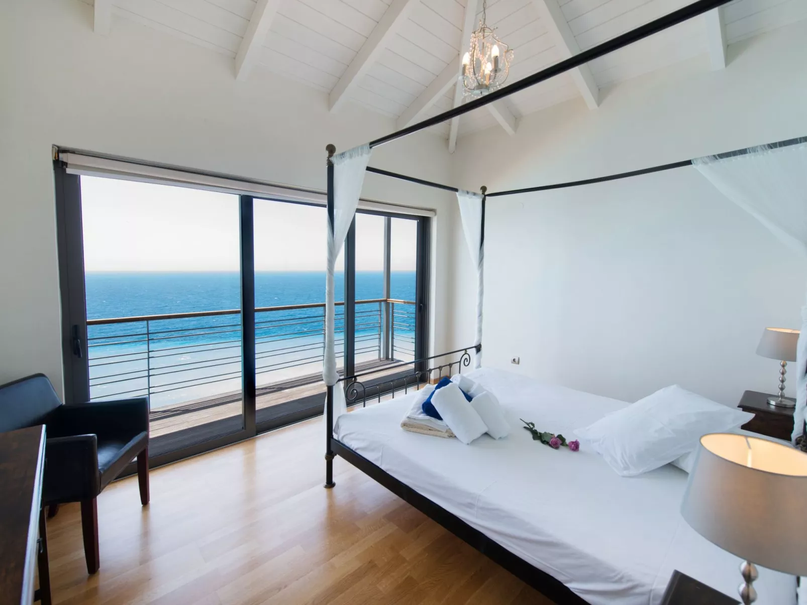 Schönes Haus in Lefkada mit privatem Pool und malerischer Aussicht-Binnen