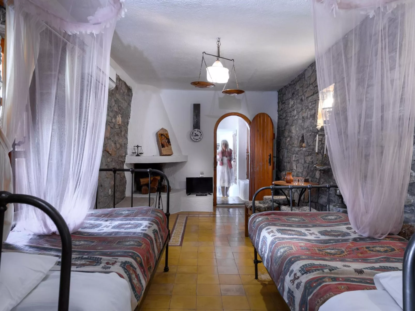 Kretisches Steinhaus mit Gemeinschaftspool-Image-tags.info