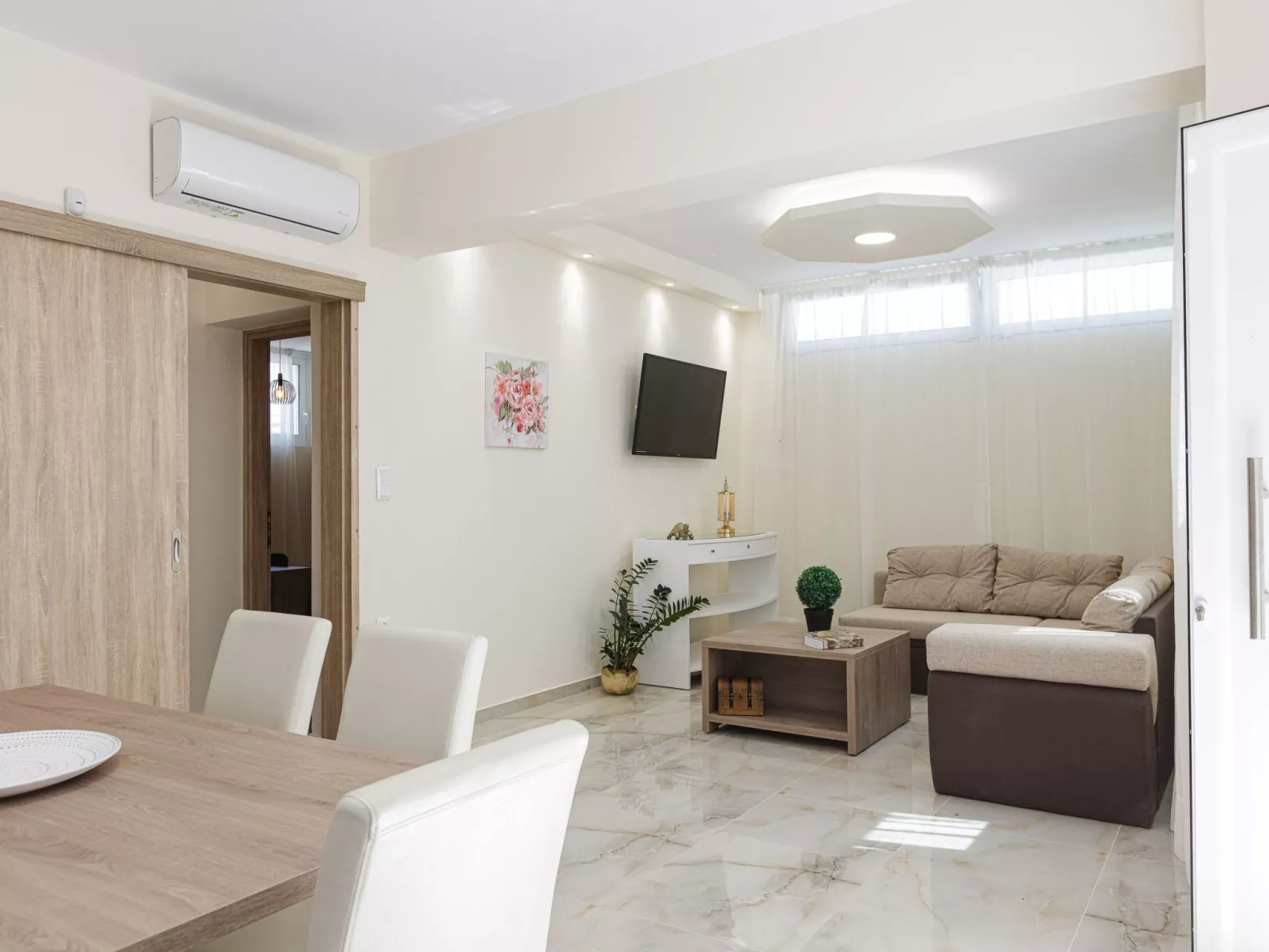 Haus in Vlichada mit tragbarem Barbecue-Image-tags.info