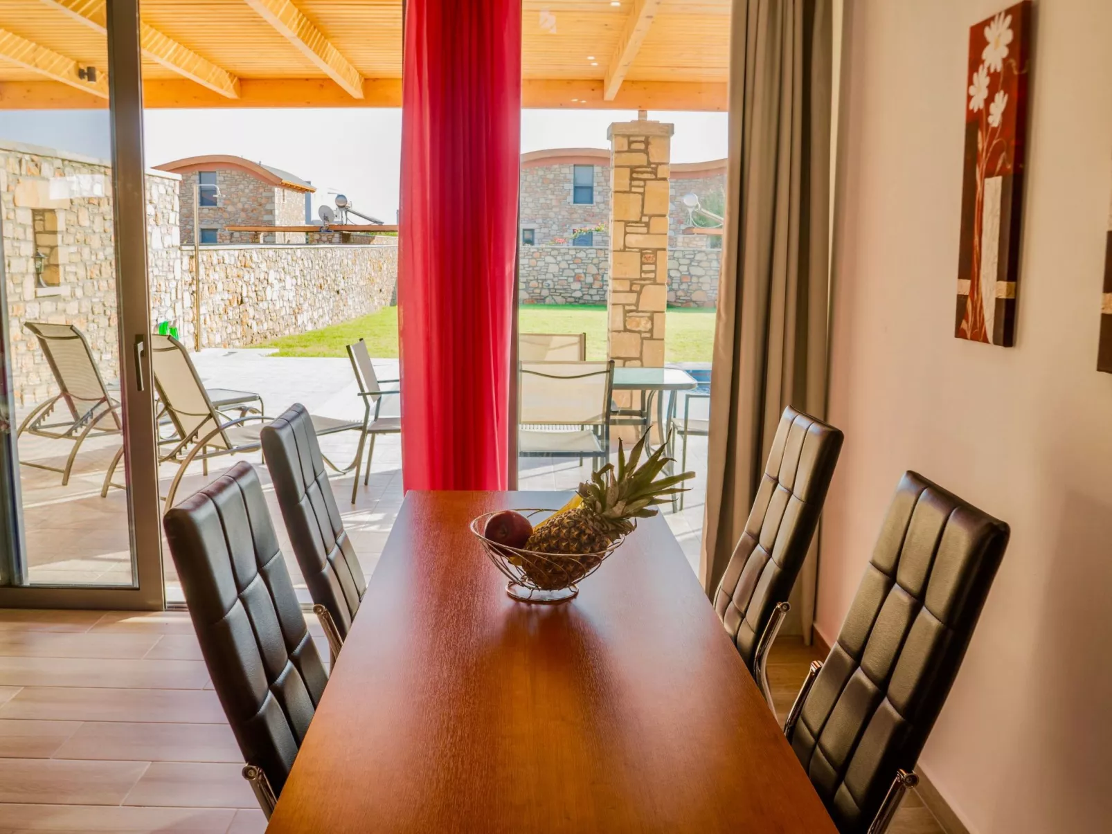 Mit Garten, Grill und Terrasse-Binnen