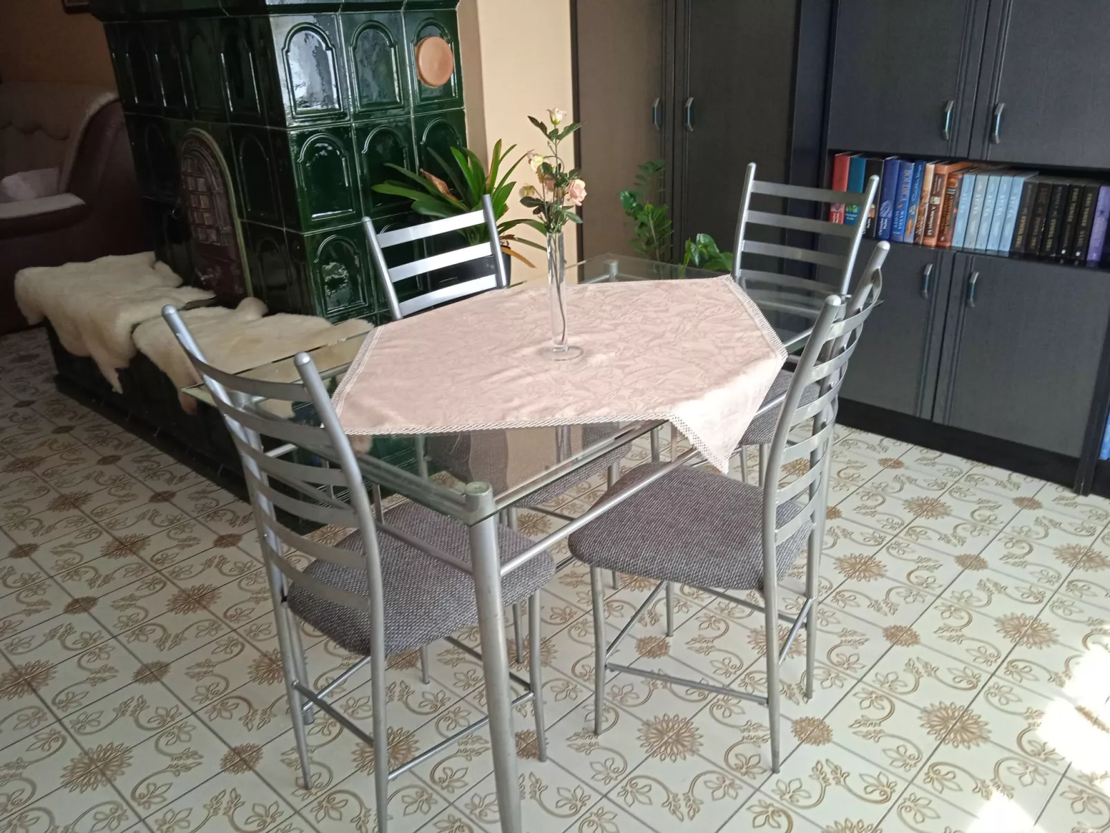 Schönes Appartement-Binnen