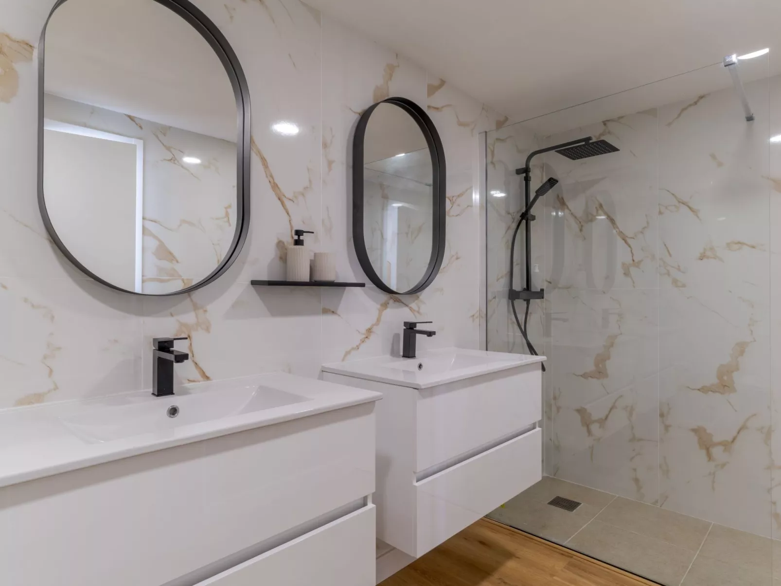 Wohnung "Hip Heaven" mit Balkon-Image-tags.info