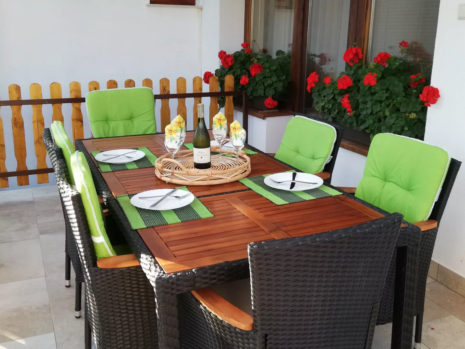 Vicky's House-Image-tags.info