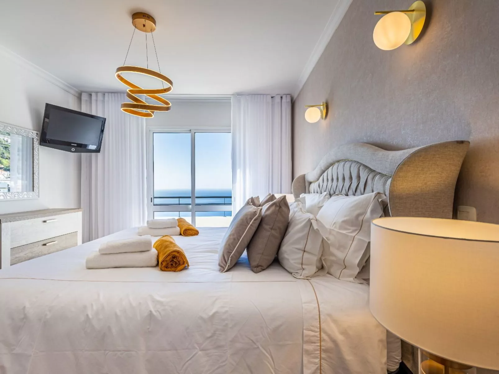 Finca "Calheta" mit Blick auf das Wasser-Binnen