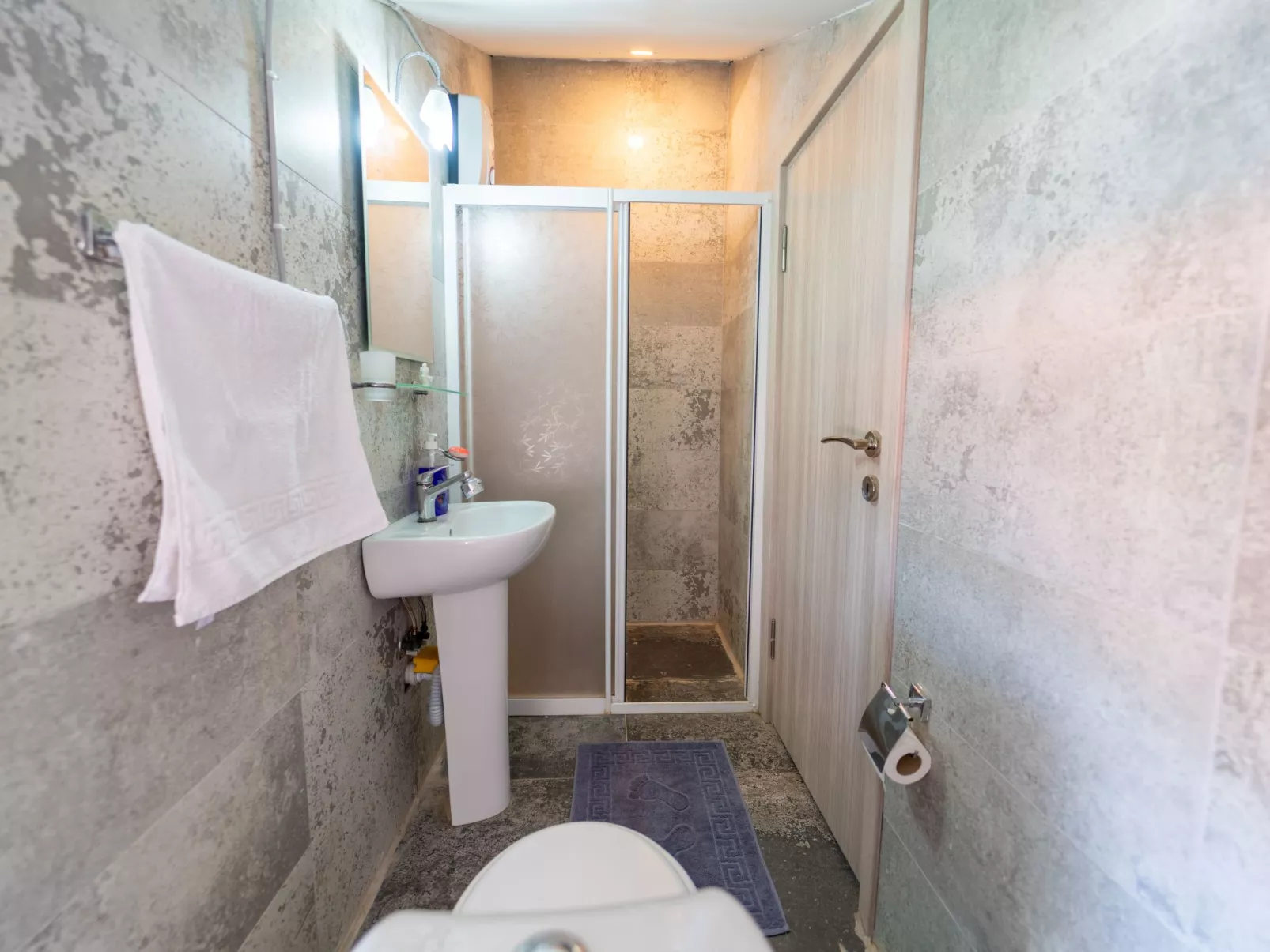 Sea View Loft-Binnen