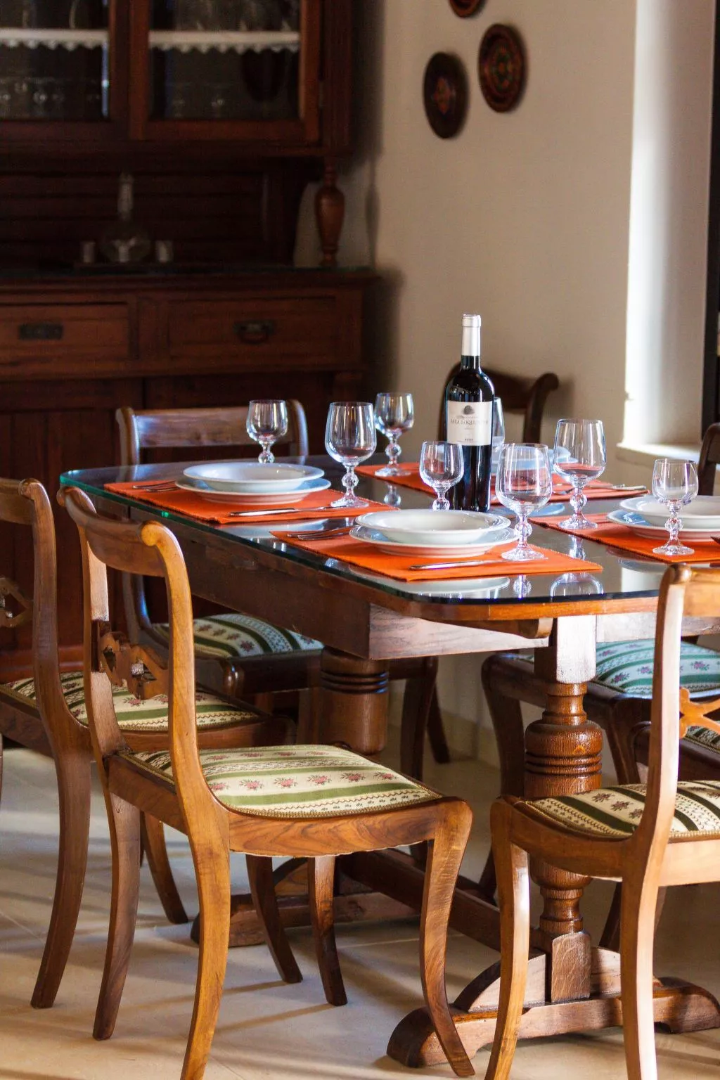 Freistehendes Ferienhaus mit großem Pool-Binnen