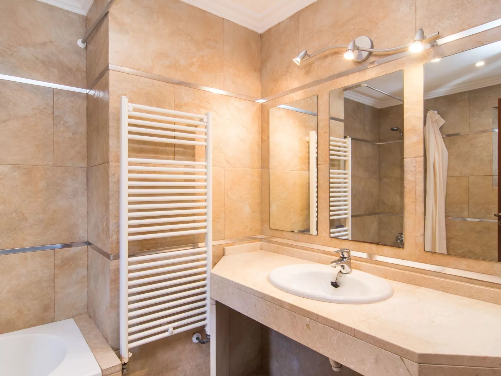 Forn Fumet  (ETV 899)-Image-tags.info