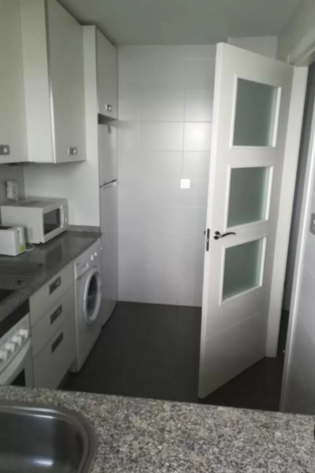 Mit Gemeinschaftspool-Binnen