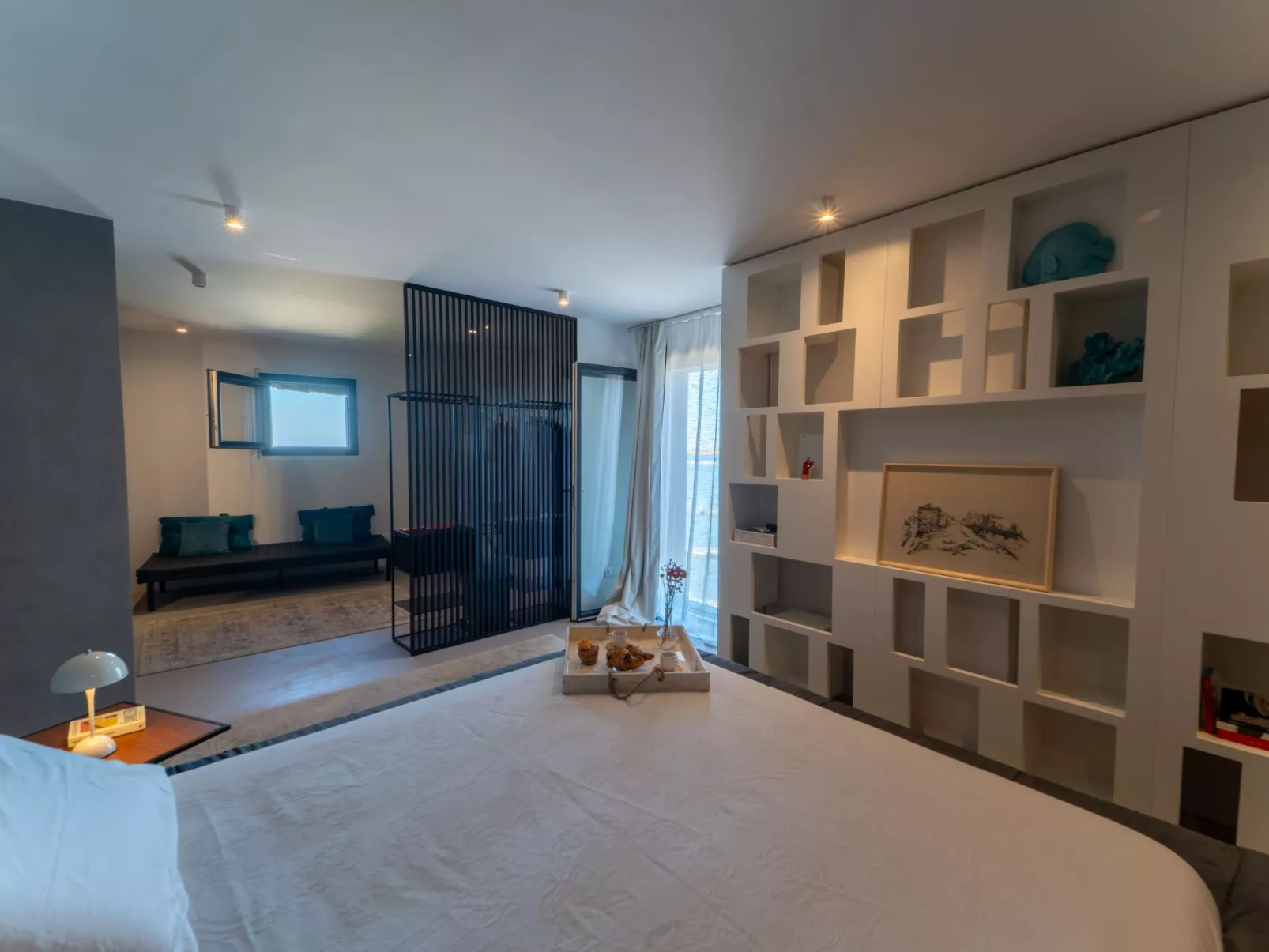 Luxuriöse Flucht mit Meerblick-Binnen