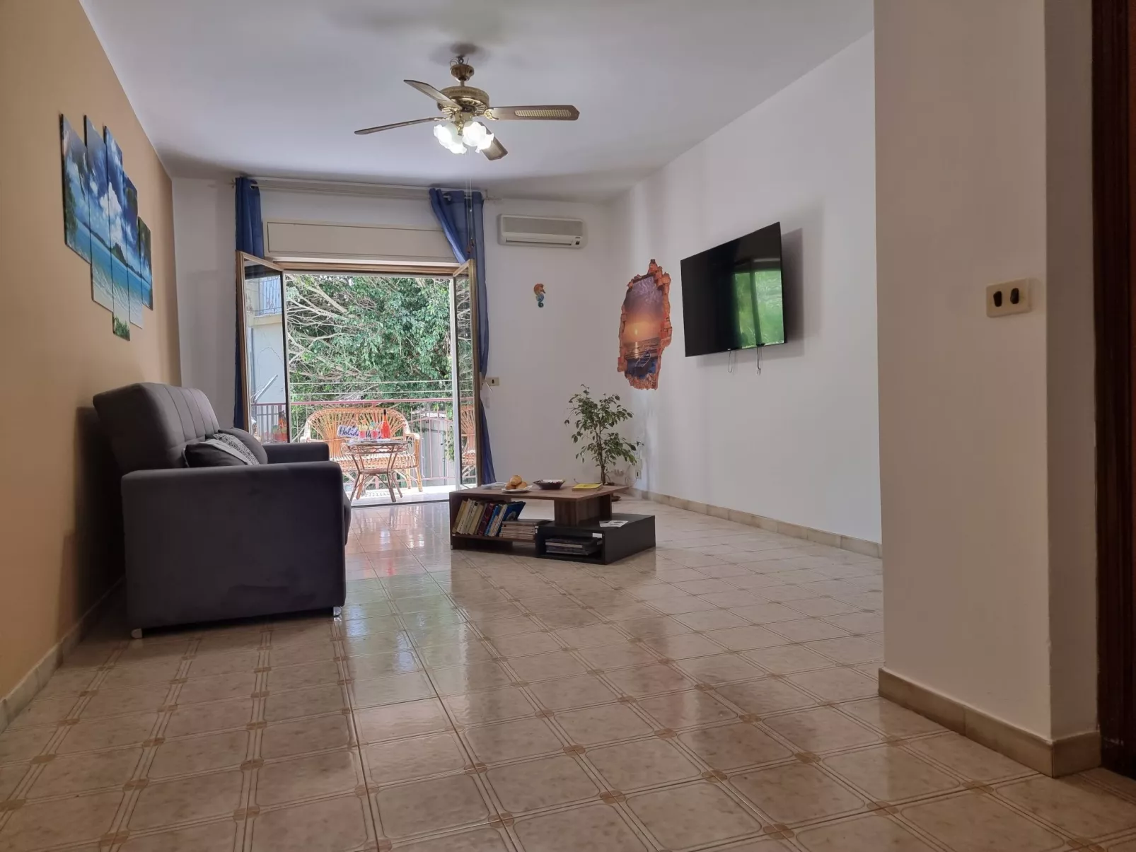 Für 4 Personen ca. 61 m&sup2; in Isola delle Femmine, Sizilien (Nordküste von S-Image-tags.info