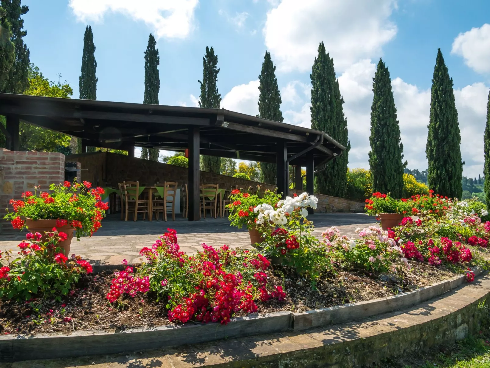 Drei-Zimmer-Wohnungen Borgo Collelungo, erster Stock-Buiten