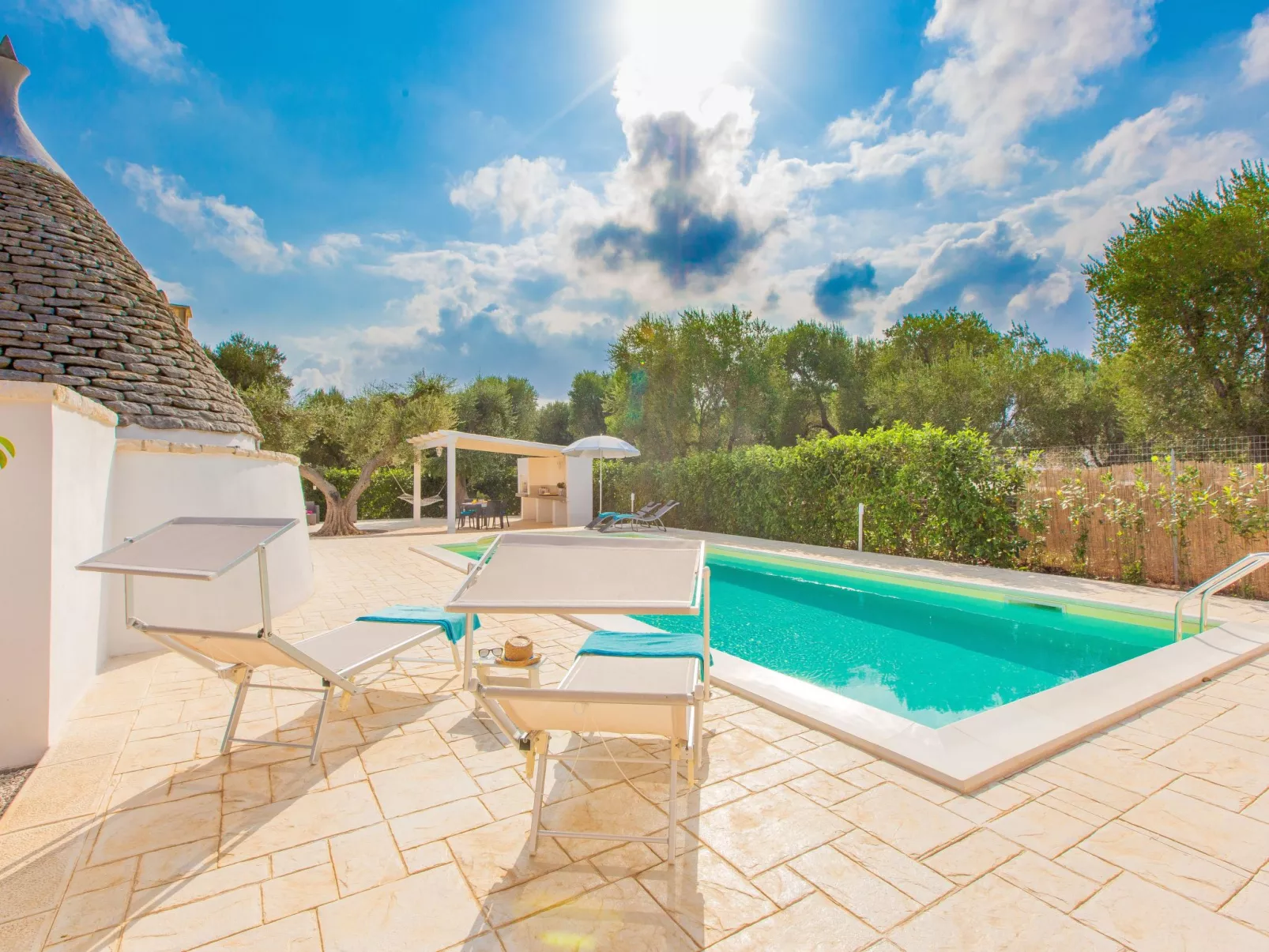 TRULLO  mit pool OSTUNI: Kostenlos: Bettwäsche und Handtücher, 2 Fahrräder, 1 H-Buiten