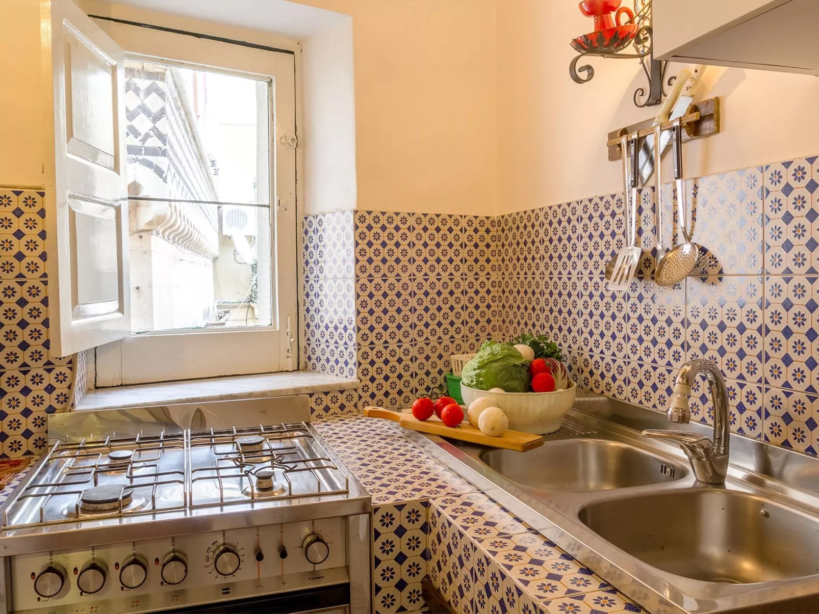 'Marinella Taormina-Image-tags.info