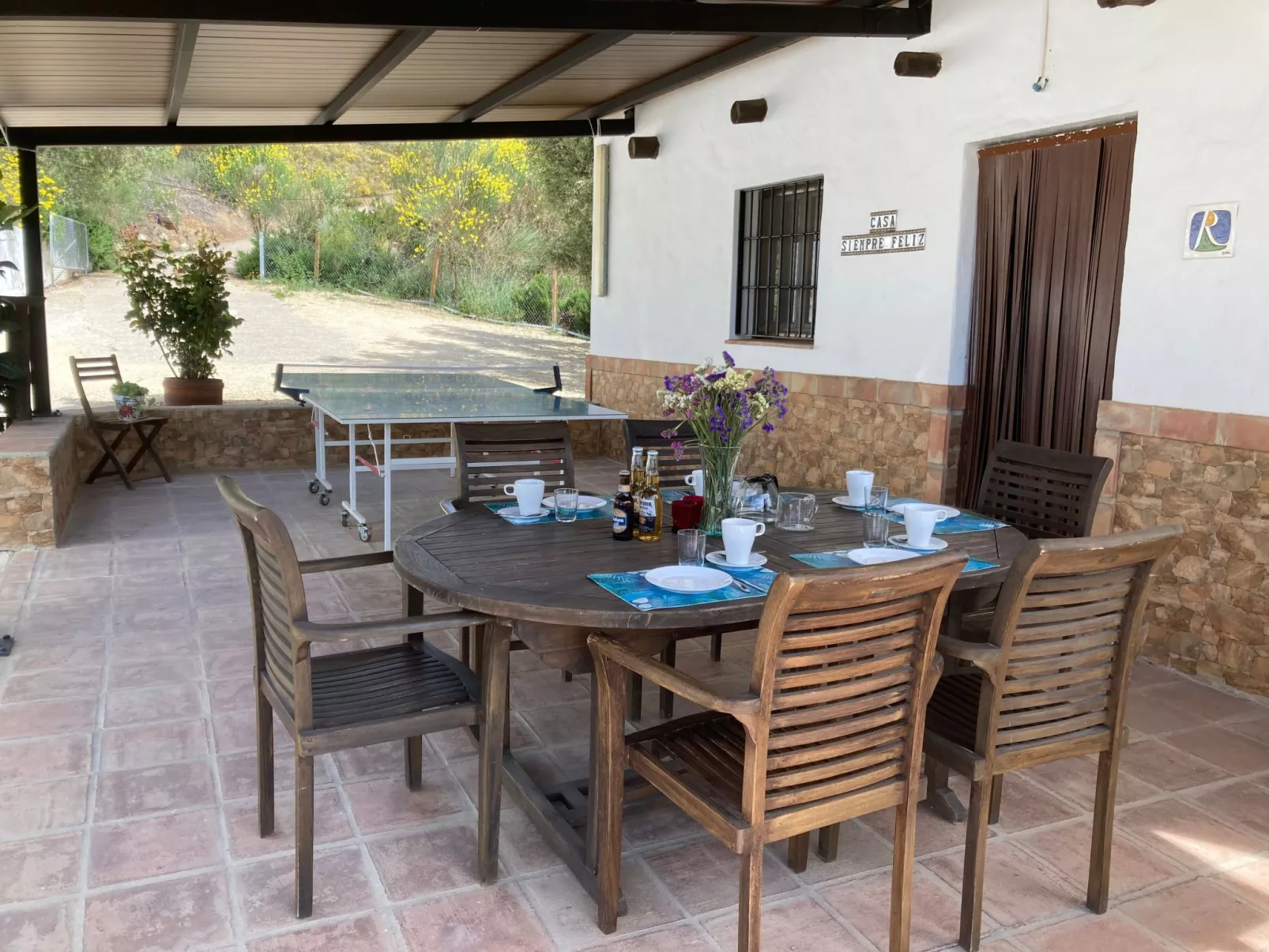 Wunderschön gelegenes Ferienhaus mit privatem Pool-Buiten