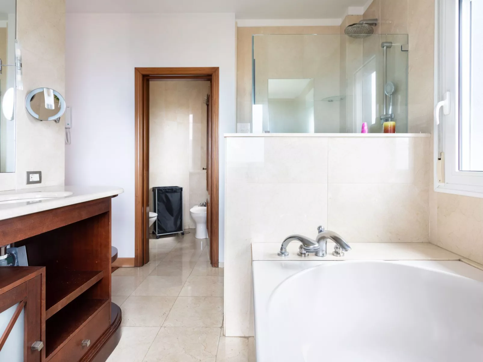 Ferienvilla "Villa Syrah" mit Jacuzzi-Binnen