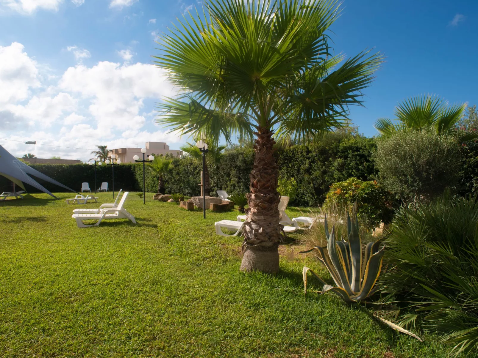 Appartement in Marsala mit gemeinschaftlichem Pool, Grill und Garten-Buiten