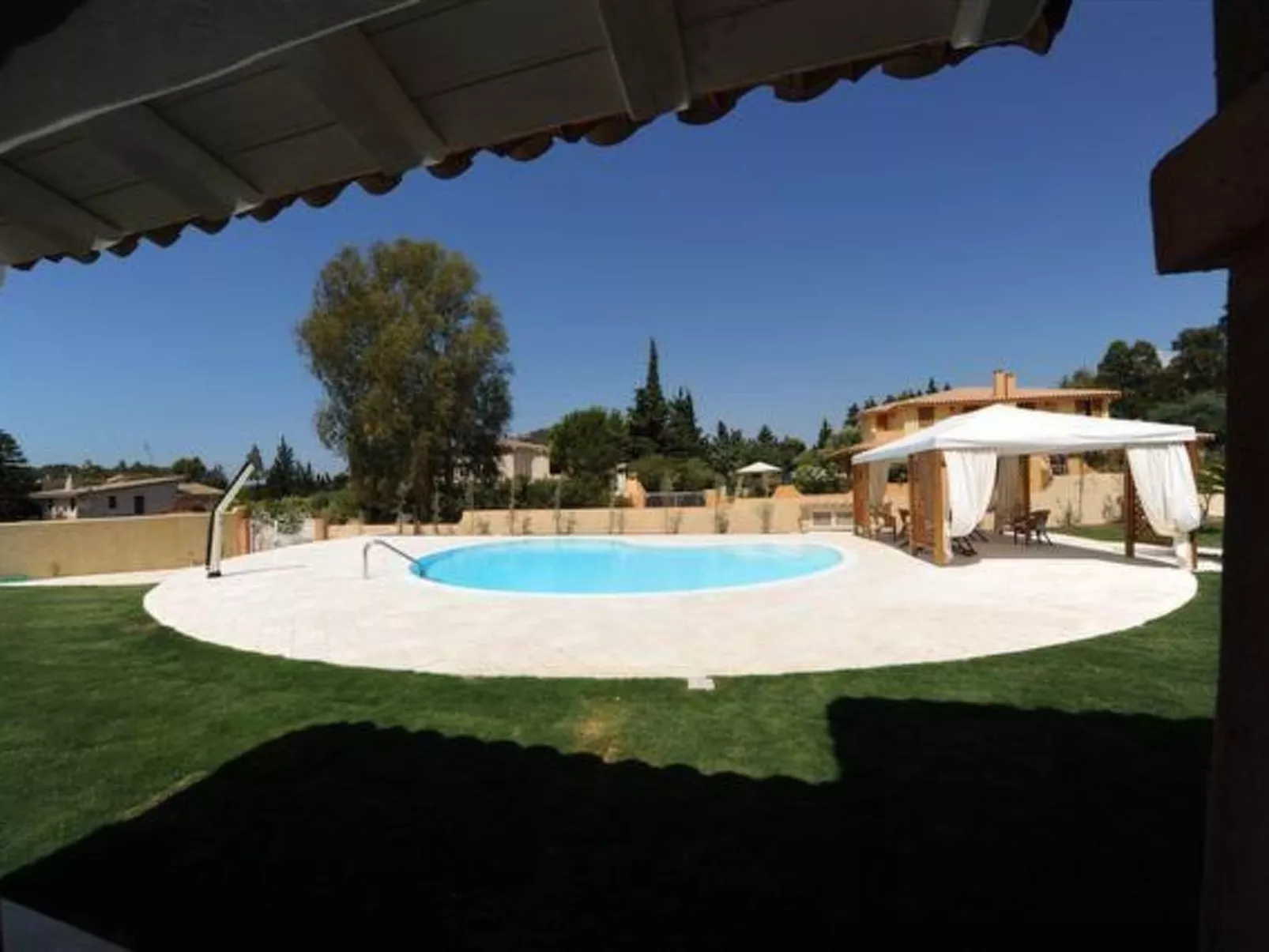 'Villa Nord' mit Balkon-Image-tags.info