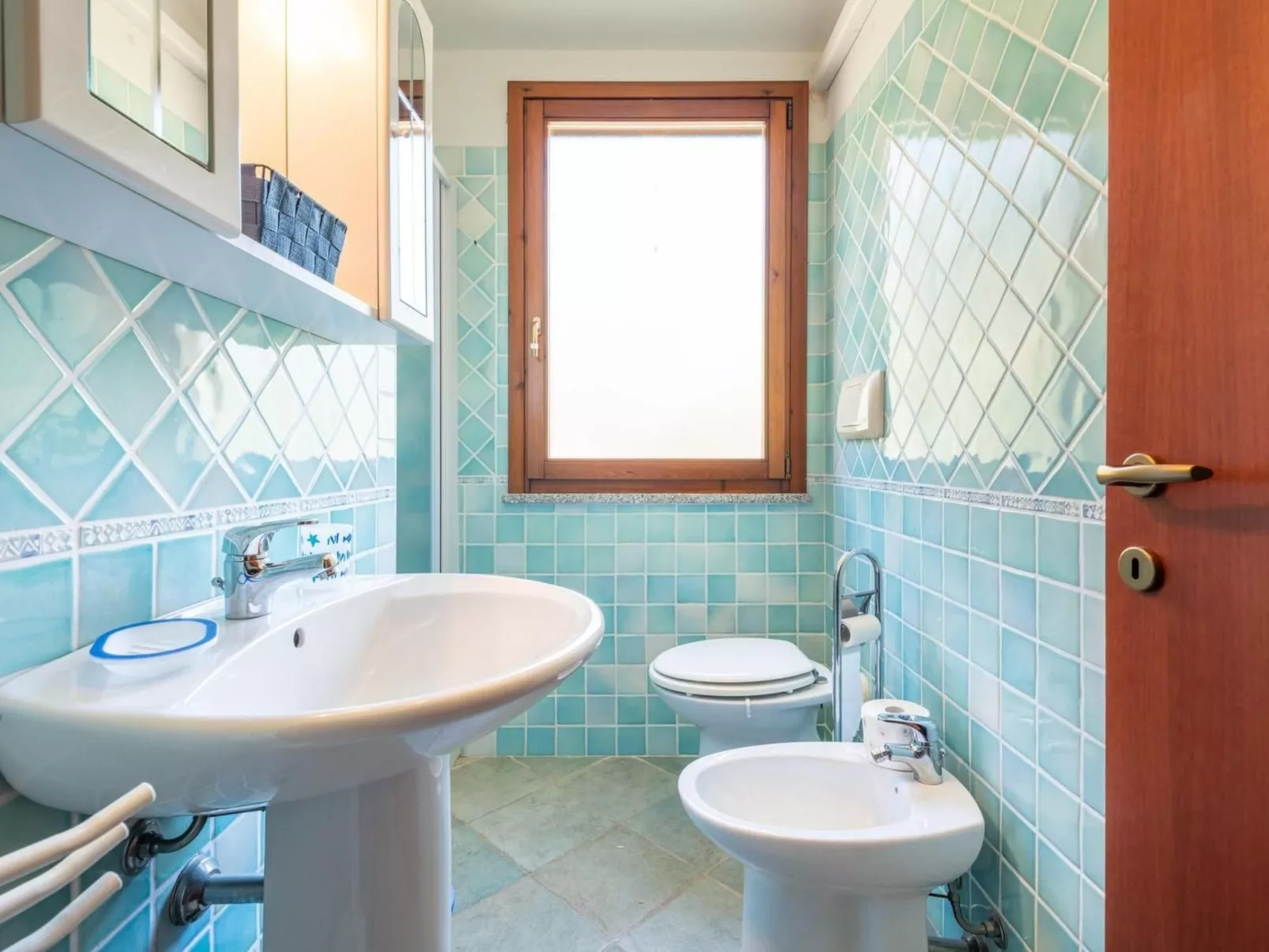 Haus mit Panoramablick in Chia in natürlicher Umgebung-Image-tags.info