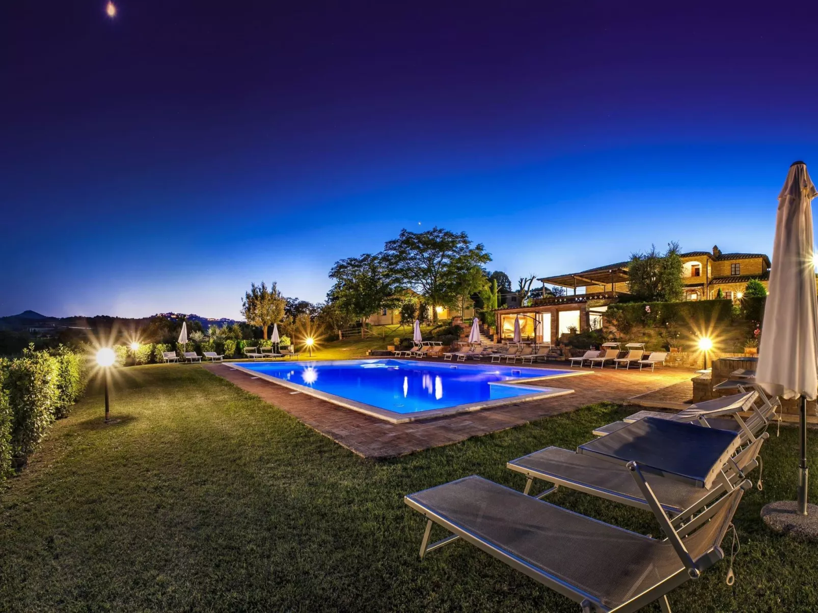 Wohnung 'Noble Sanguineto-Buiten