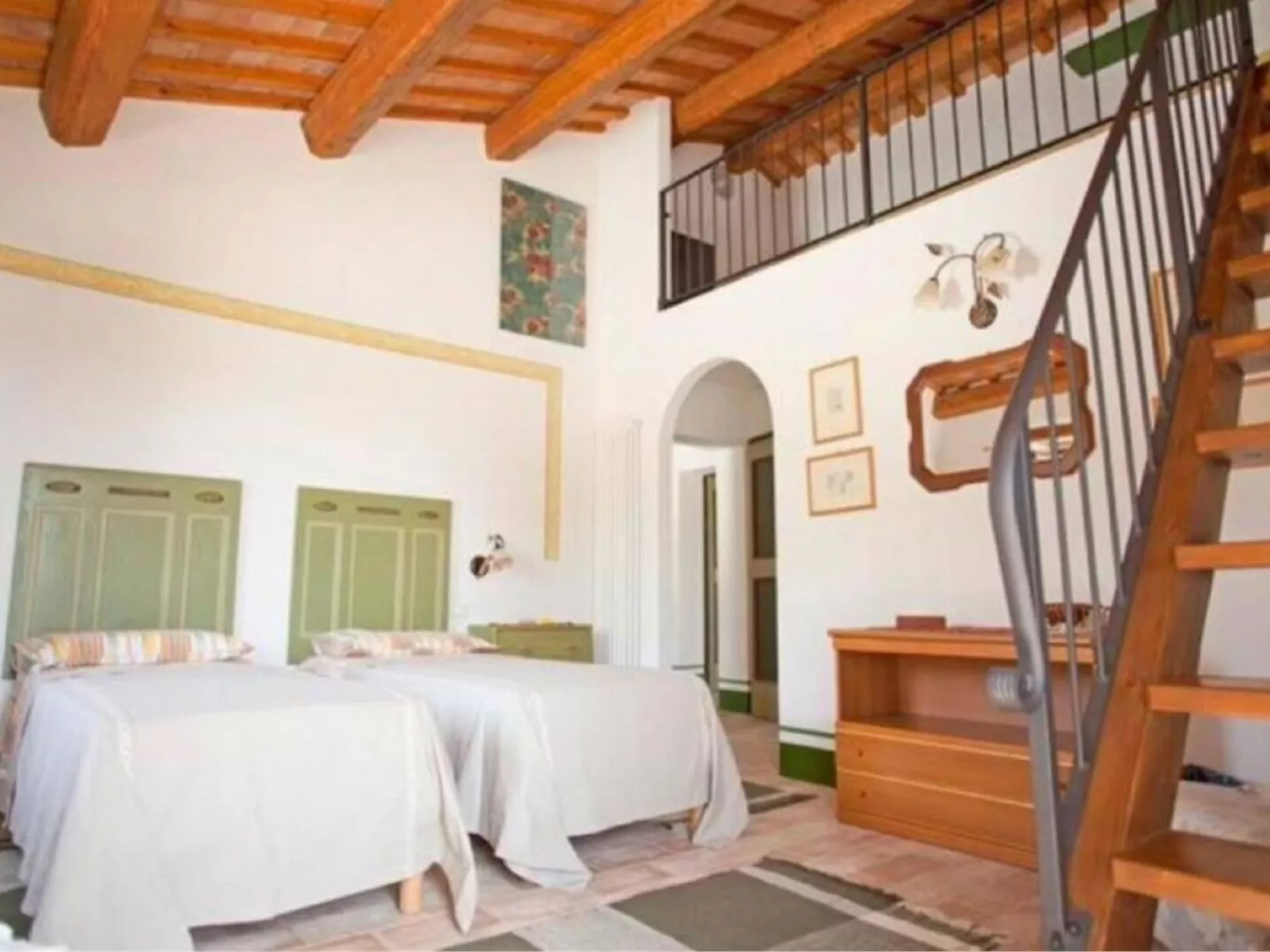 Villa mit privatem Pool und atemberaubender Aussicht-Binnen