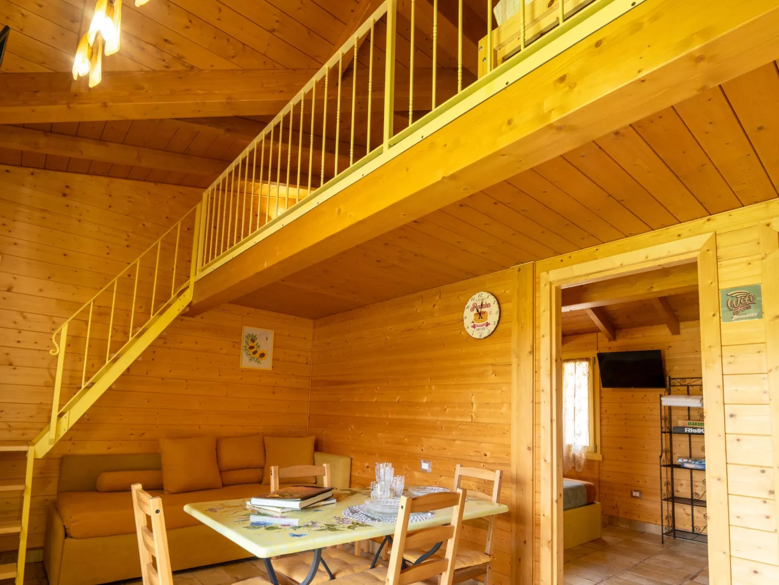 'Messis la gialla'-Binnen