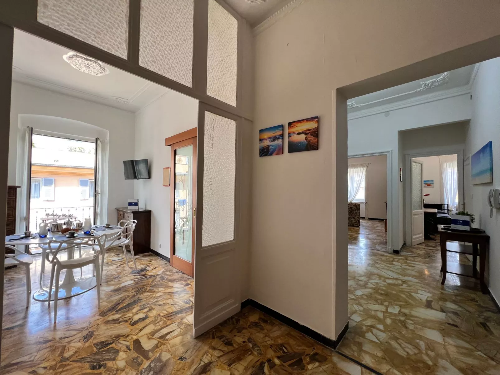 'La Superba' mit Balkon-Image-tags.info