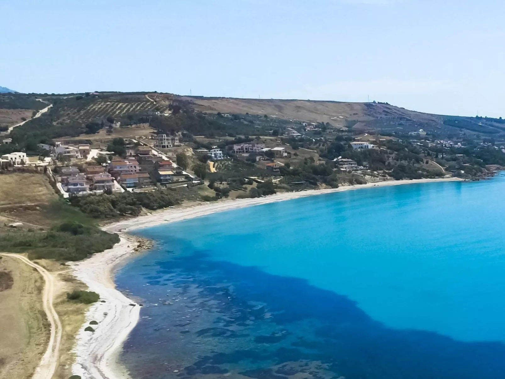 Ruhige Ferienwohnung in Sciacca mit Terrasse, Garten und Grill und Meerblick-Buiten