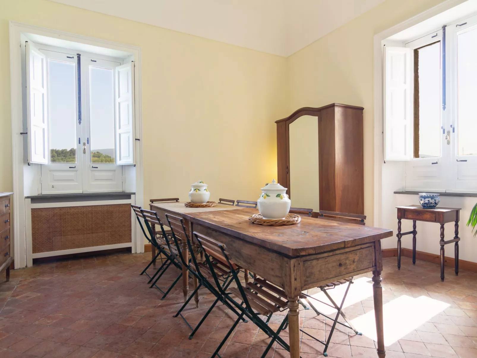 Villa dei Baroni-Image-tags.info