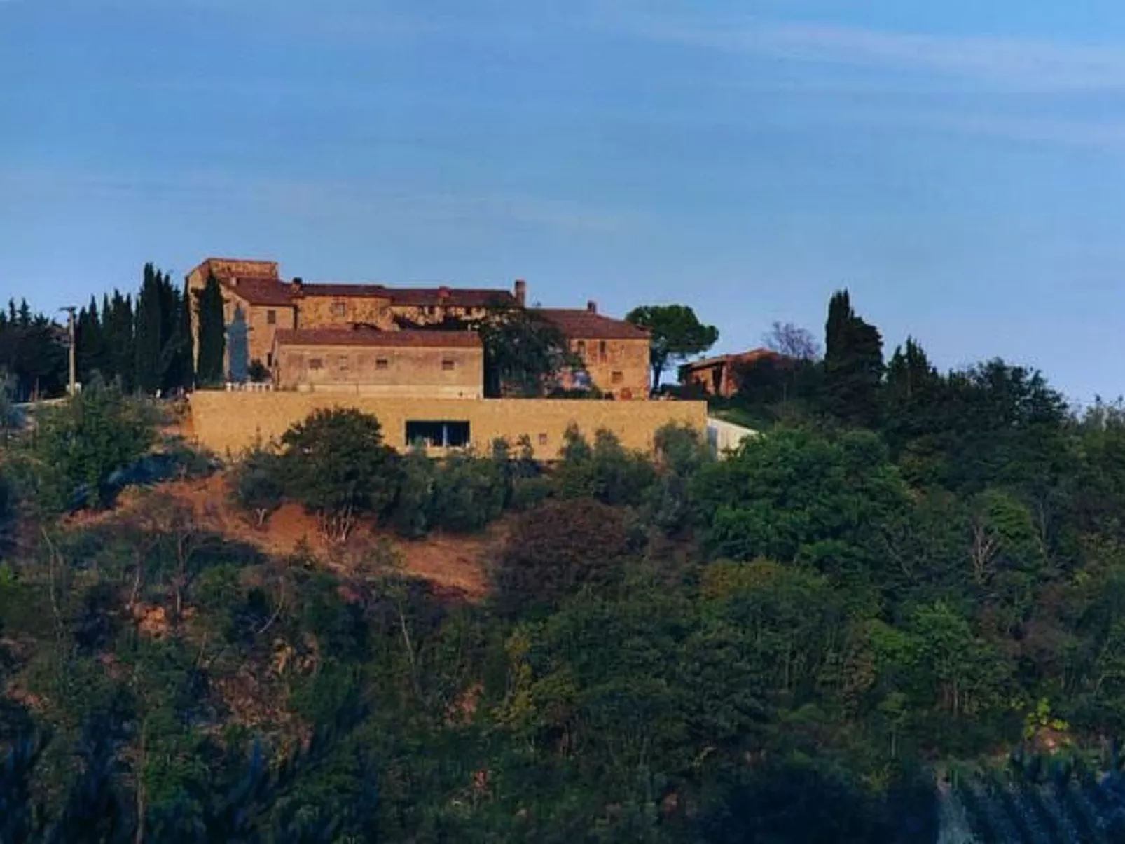 Freistehendes Bauernhaus-Buiten