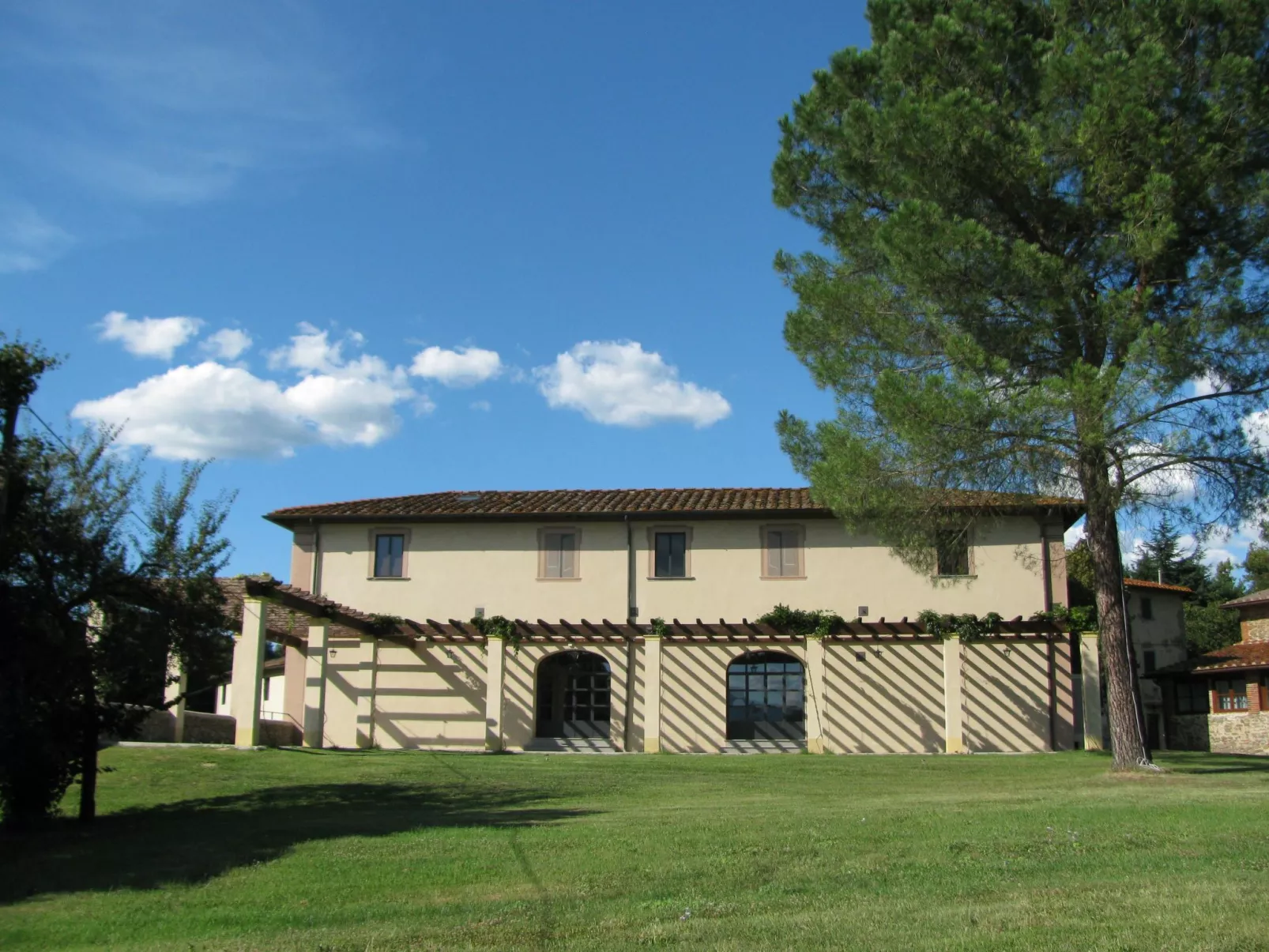 In Reggello mit privatem Patio-Buiten