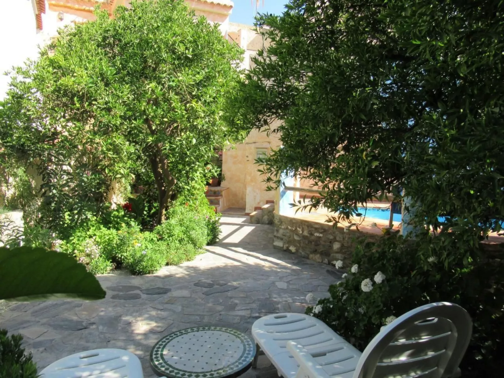 Eine Oase der Ruhe mitten in der Stadt-Buiten