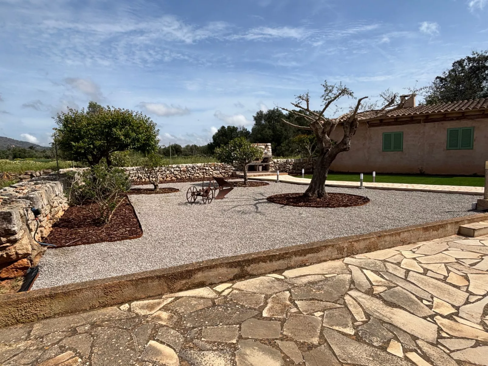 Idyllische Finca mit Garten und Pool-Image-tags.info