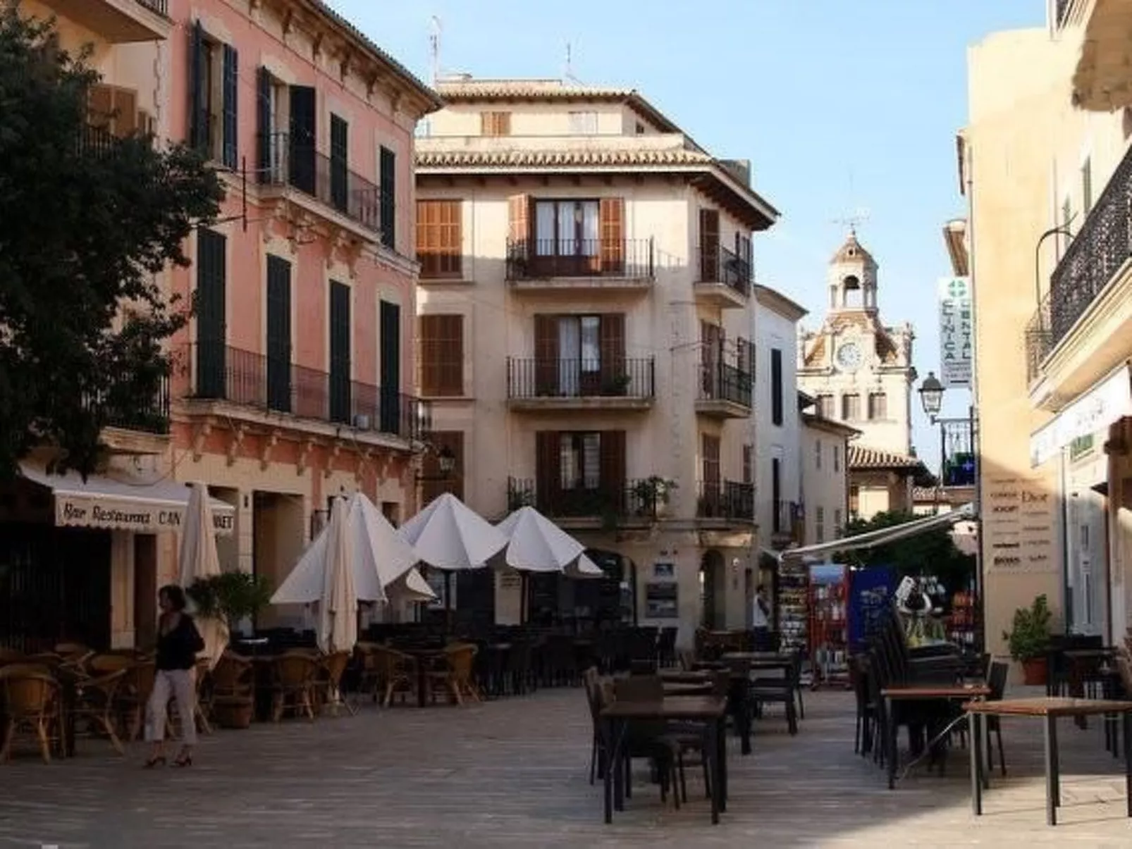Villa "Estel" mit eigenem Schwimmbad-Buiten