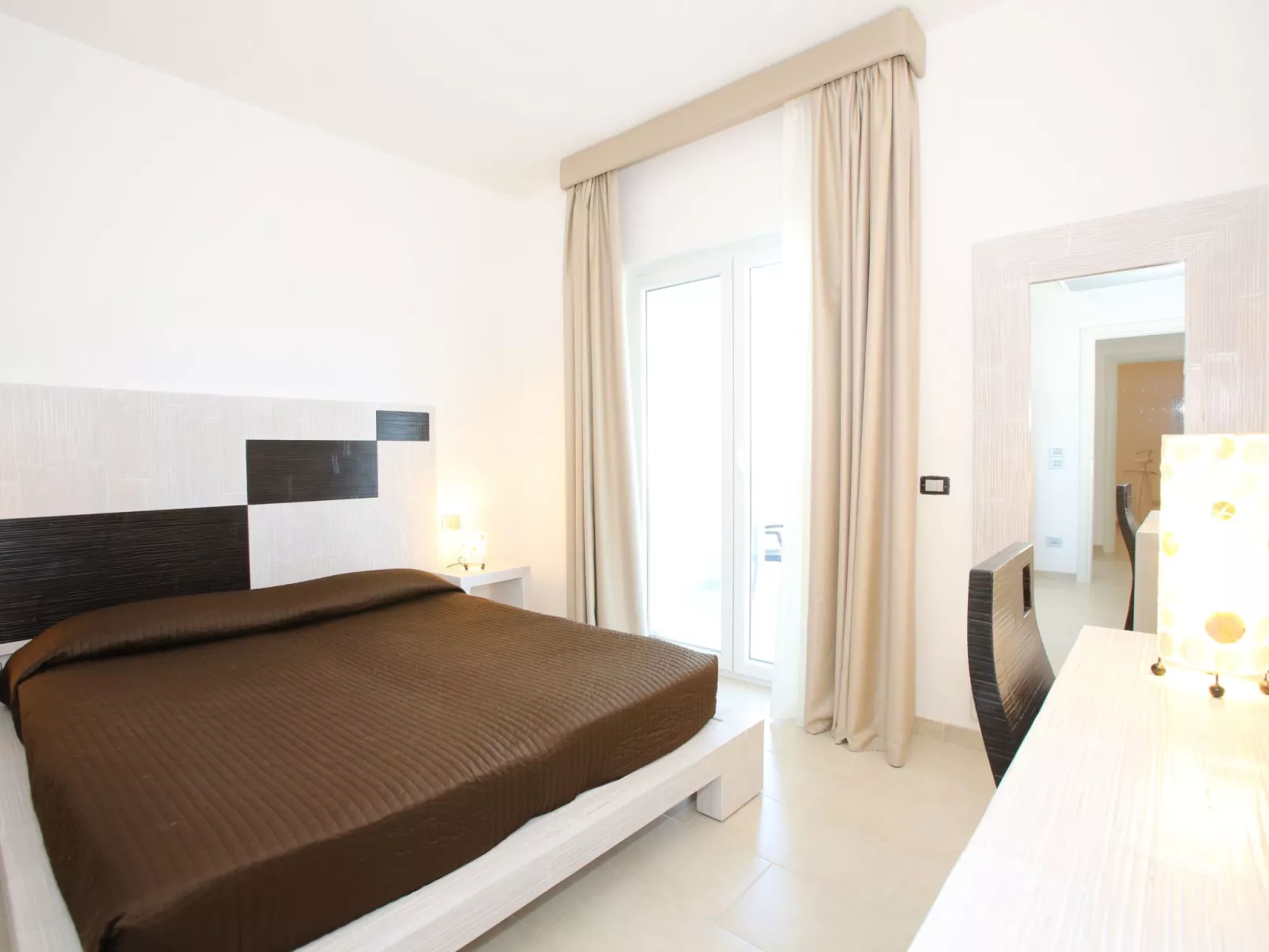 Villa Rea mit Panoramapool-Binnen