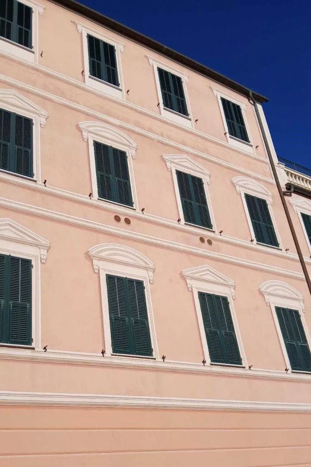Elegantes historisches Apartment mit herrlichem Meerblick-Buiten