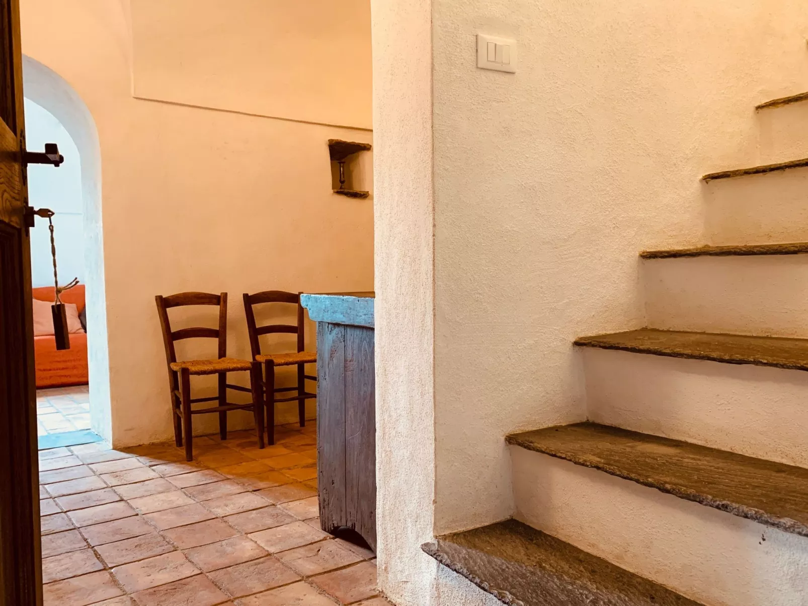 Für 4 Personen ca. 110 m&sup2; in Bajardo, Norditalien (Ligurien)-Binnen