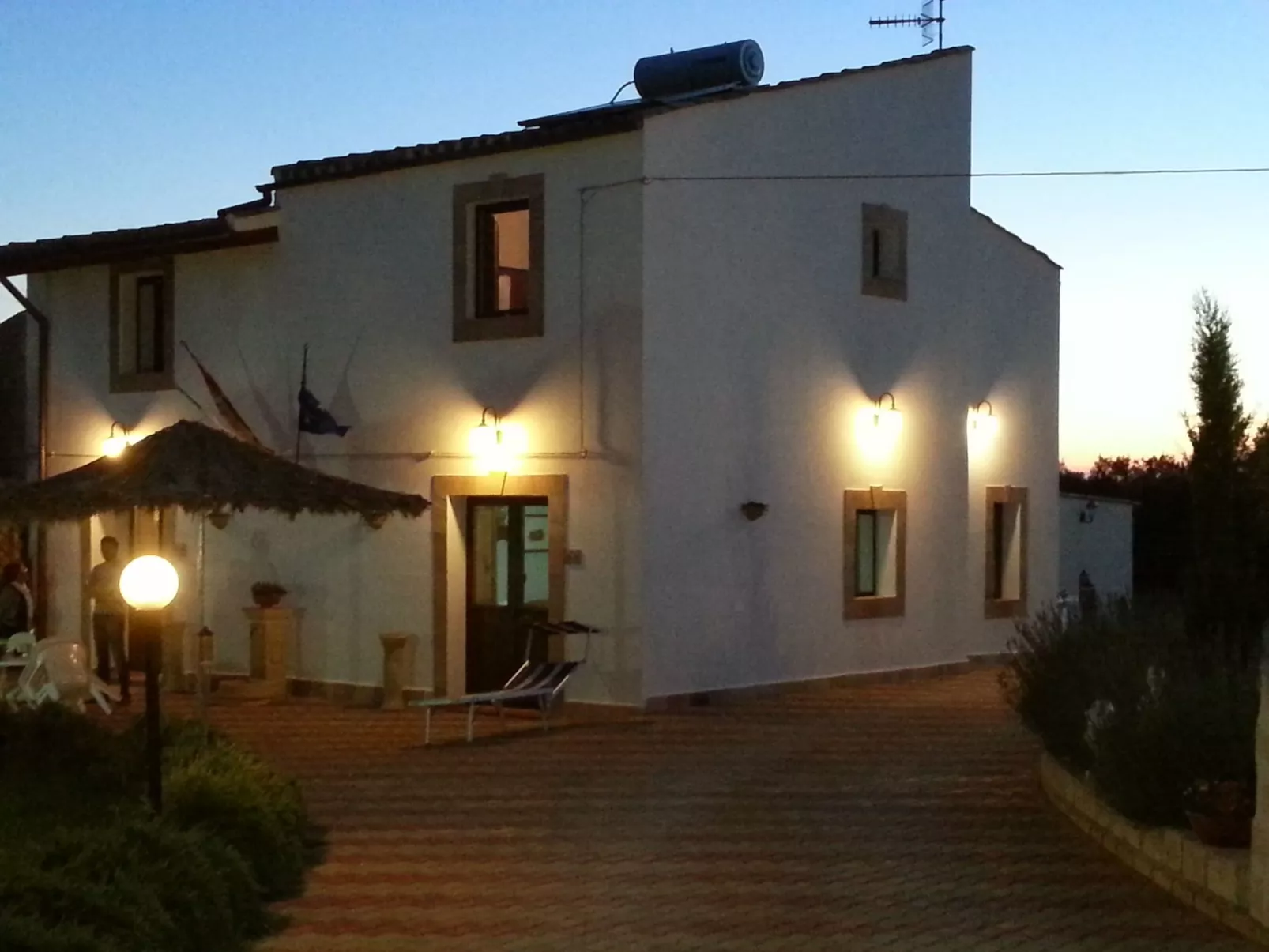 Ein-Zimmer-Wohnung 'Conte Luna-Buiten